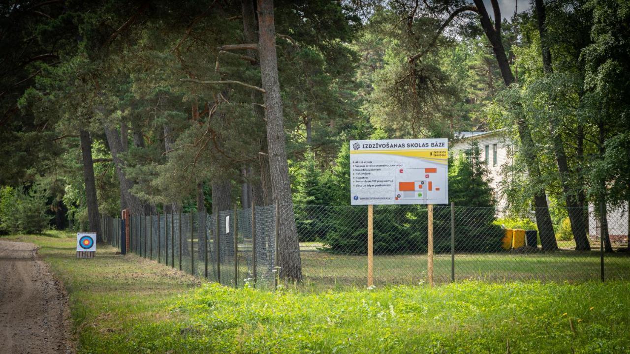 Military Base Camp Pavilosta Pāvilosta Eksteriør bilde